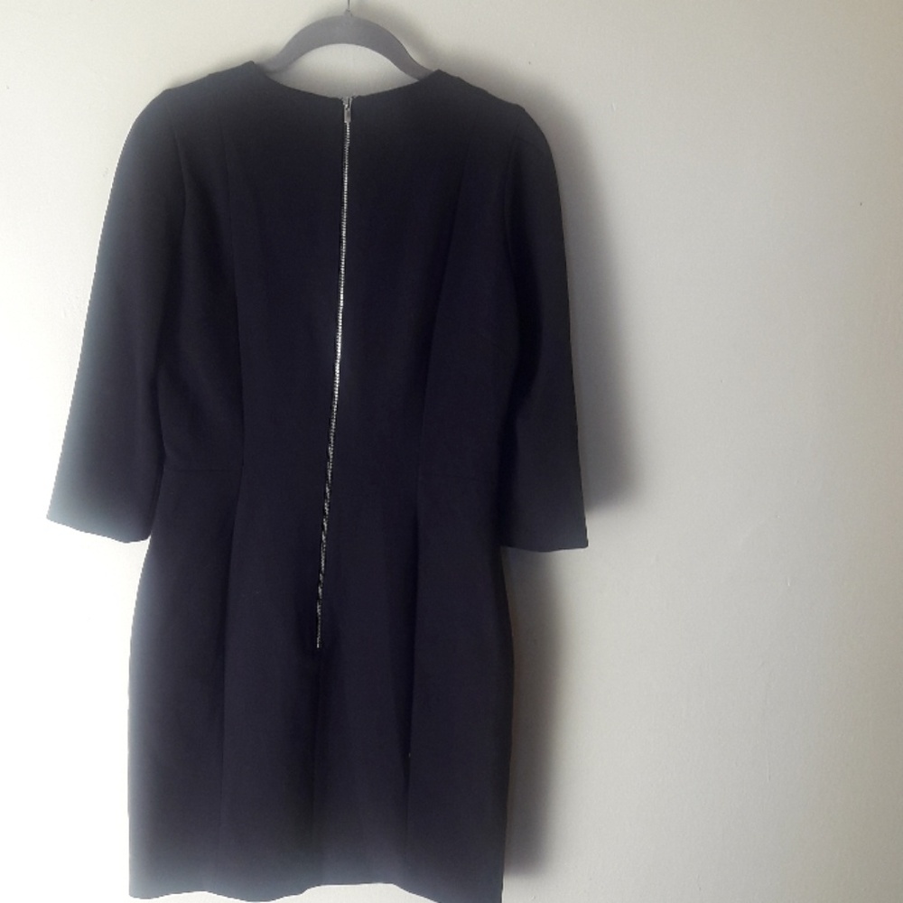 Dress - Picture 6 of 8